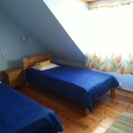 Kuus Tuba بيت شباب *