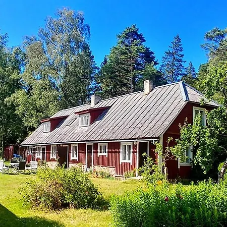 Kuus Tuba بيت شباب